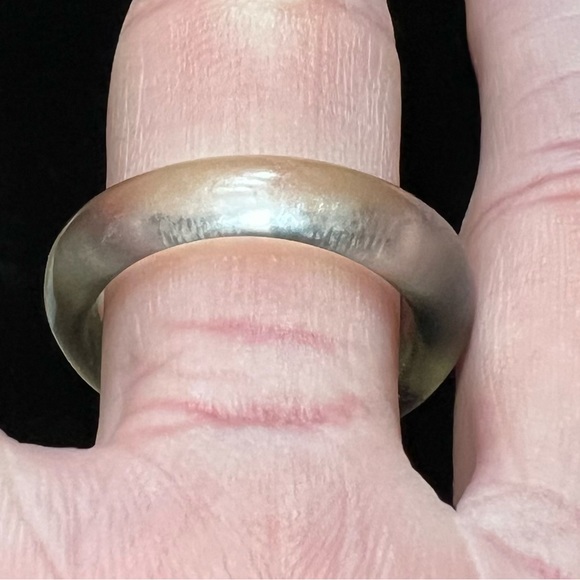 Jimmy Crystal Swarovski New York Ring - Picture 8 of 8